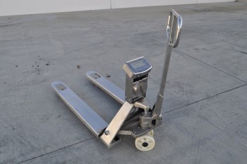 DIGIWEIGH IP68 STAINLESS STEEL PALLET JACK SCALE